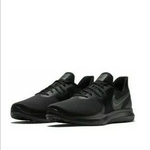 Nike In-Season TR 8 Black Training shoe Women's8.5